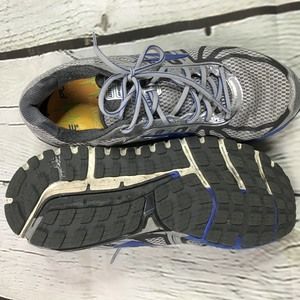 brooks beast size 13 2e